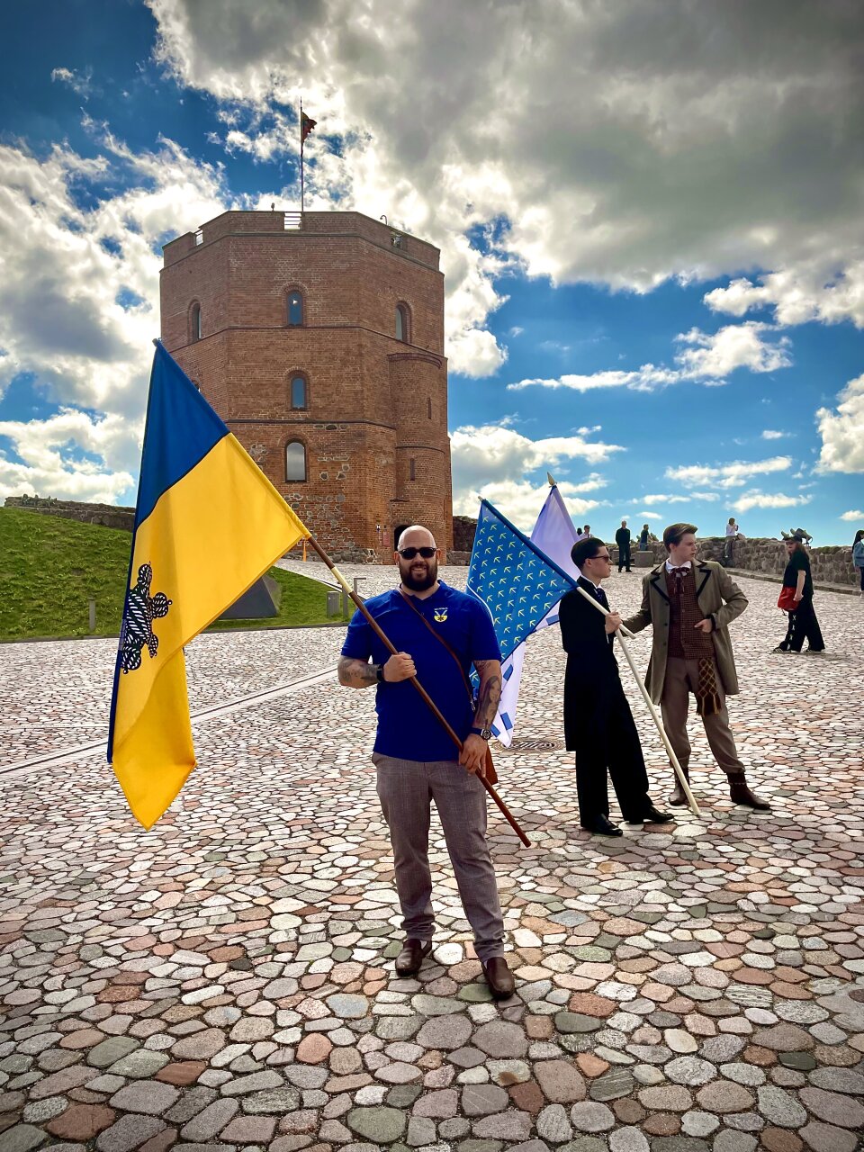 Grupės „Requiem“ sumanymas: filmavimui ant Gedimino kalno buria Lietuvos savivaldybes.