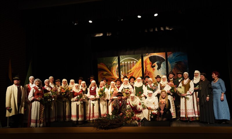 Kupiškio kultūros centro folkloro ansamblis „Kupkėmis“ paminėjo 30-ies metų kūrybinės veiklos...