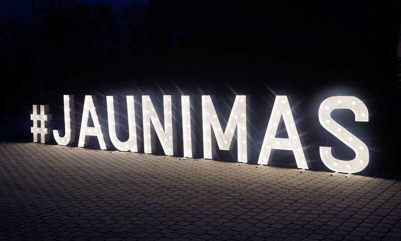 Kupiškio jaunimas sužibėjo: išdalinti pirmieji jaunimo apdovanojimai