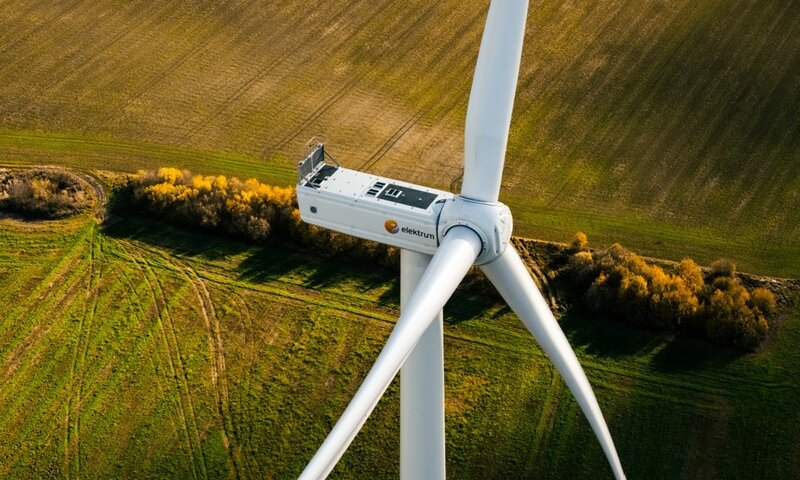 Elektrum Lietuva“ už 47 mln. eurų Kupiškio rajone stato hibridinį vėjo ir saulės parką