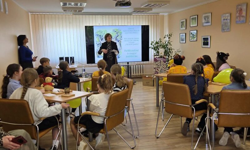 „Šimtamylės girios šventė“ subūrė mažuosius skaitytojus