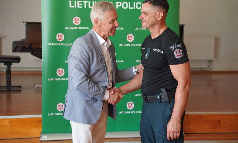 Savivaldybės vadovai pasveikino naująjį Kupiškio rajono policijos komisariato viršininką