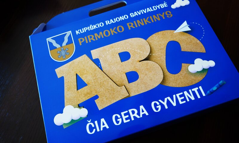 Pirmokams – Savivaldybės dovana „Pirmoko rinkinys“
