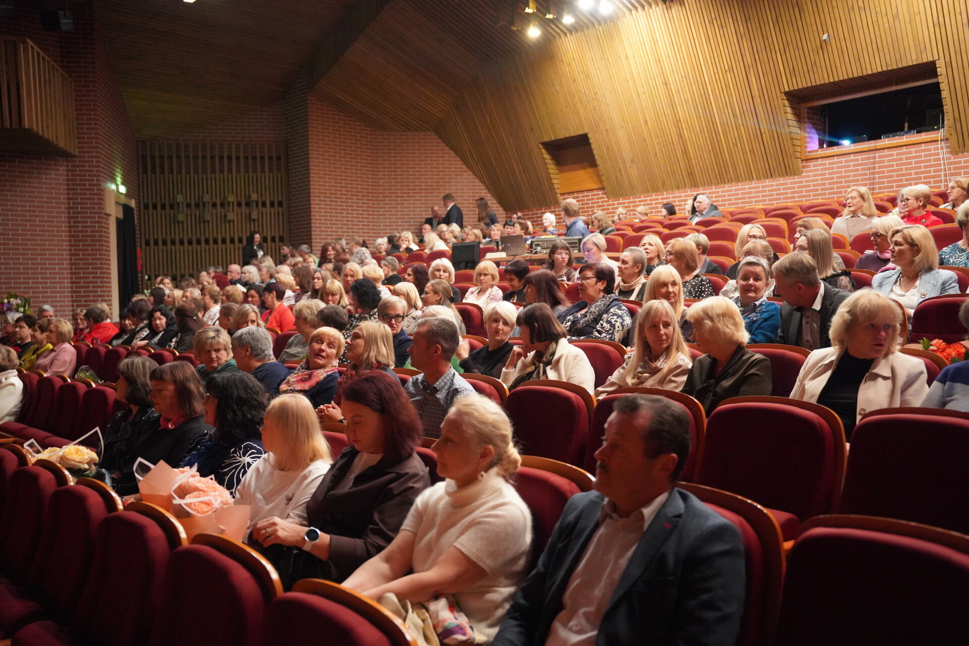 Kupiškyje pagerbti rajono mokytojai – už kasdien kuriamą šviesesnę ateitį